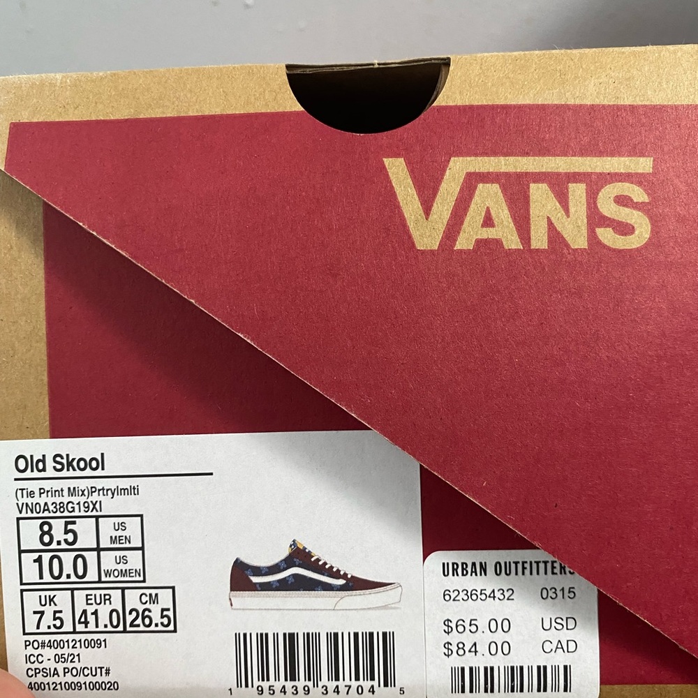 Vans - Picture 5 of 5